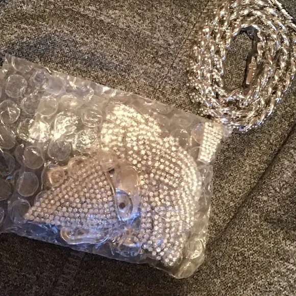 Silver Rhinestone Pendant Necklace - Picture 4 of 6